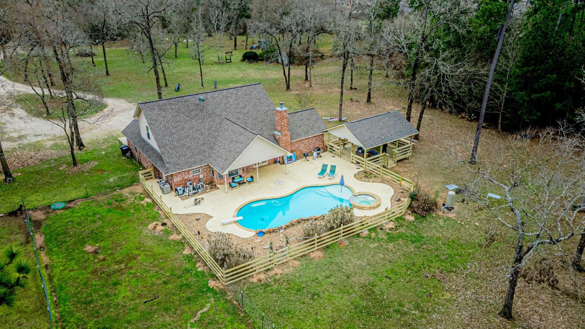 Country Getaway 4 Bedroom Resort In 10 Acre Lot マグノリア エクステリア 写真