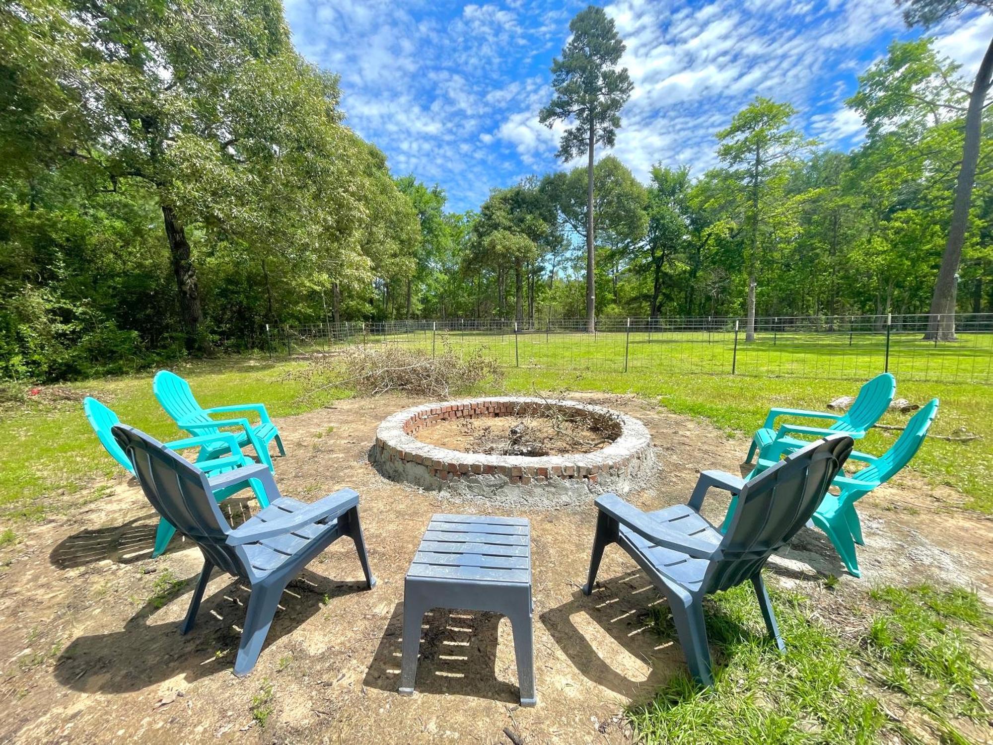 Country Getaway 4 Bedroom Resort In 10 Acre Lot マグノリア エクステリア 写真